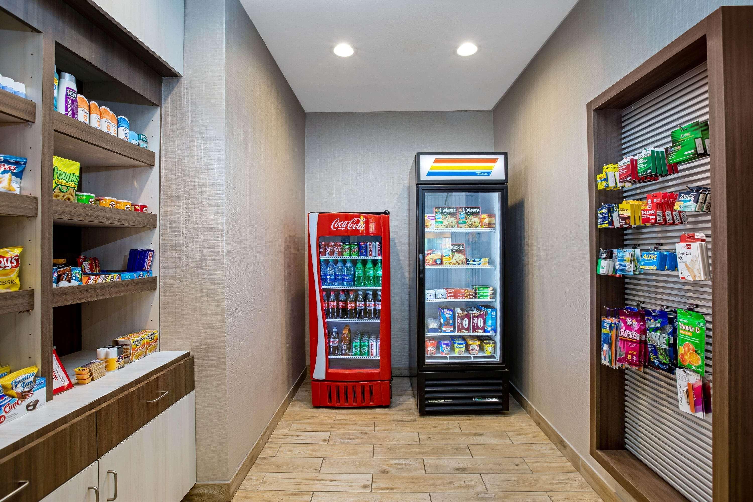 La Quinta By Wyndham Manteca - Ripon Hotel Екстериор снимка