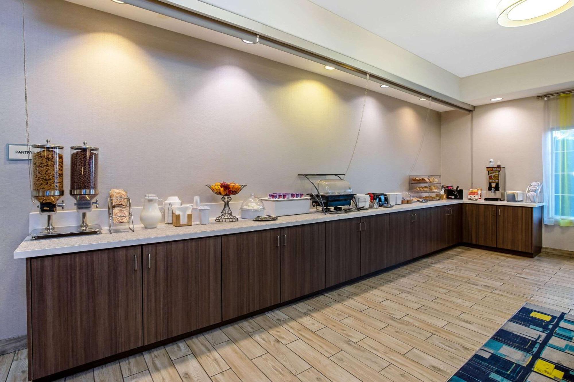 La Quinta By Wyndham Manteca - Ripon Hotel Екстериор снимка